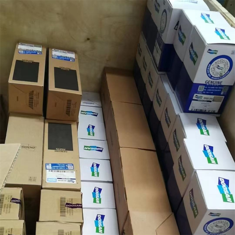 Doosan Filters Doosan Excavator Accessories Engine Oil Filter